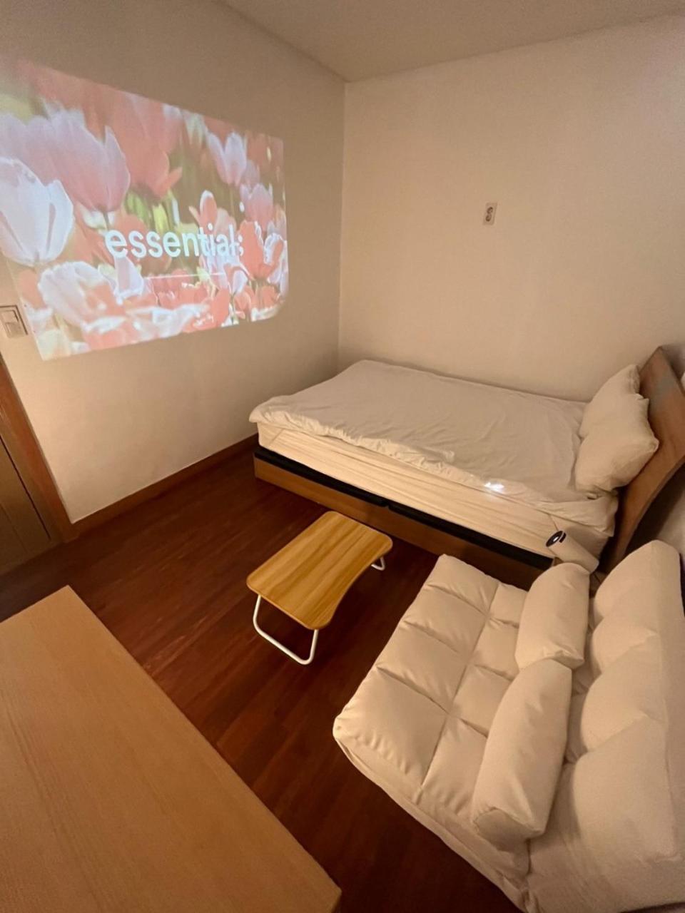 Rgb Guesthouse Jeonju Exterior photo