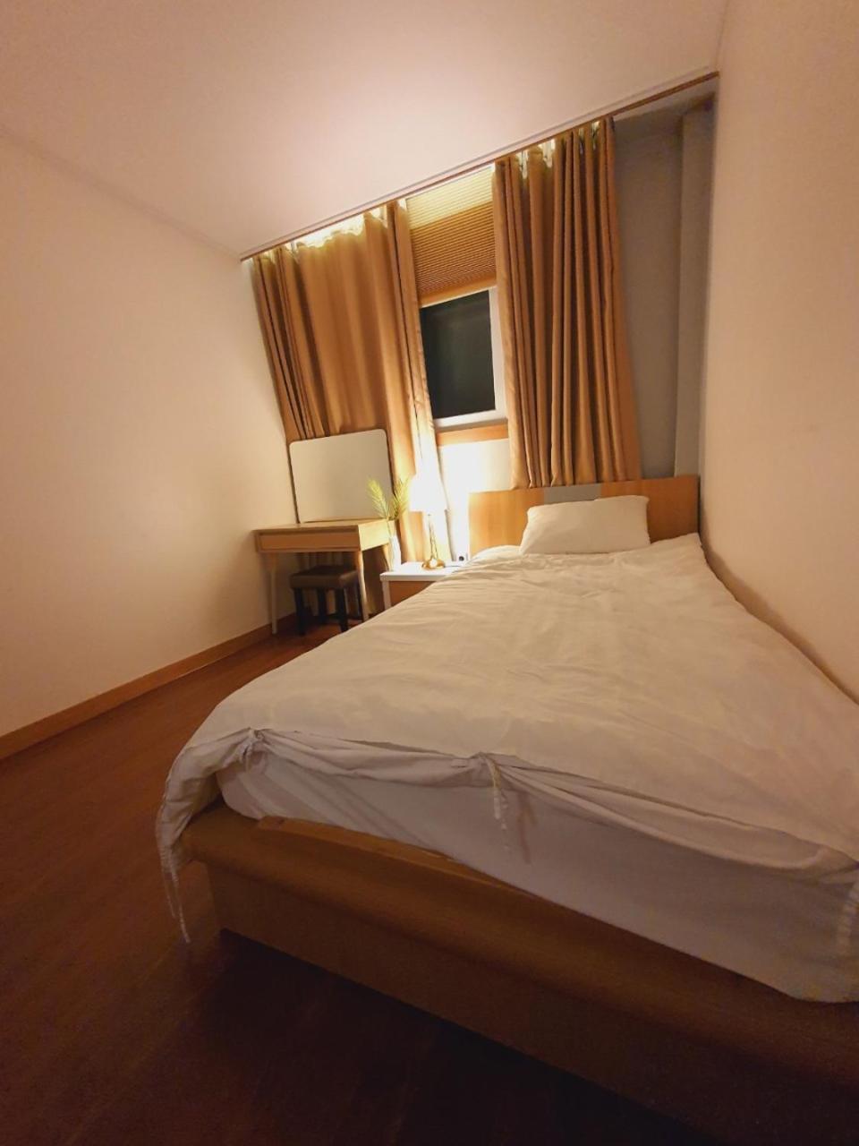 Rgb Guesthouse Jeonju Exterior photo