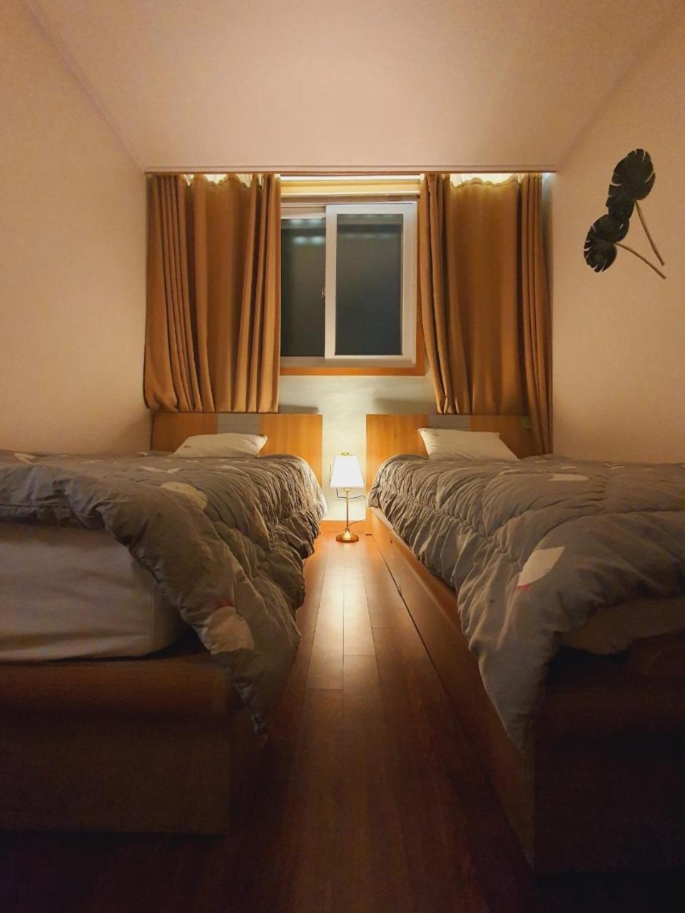 Rgb Guesthouse Jeonju Exterior photo