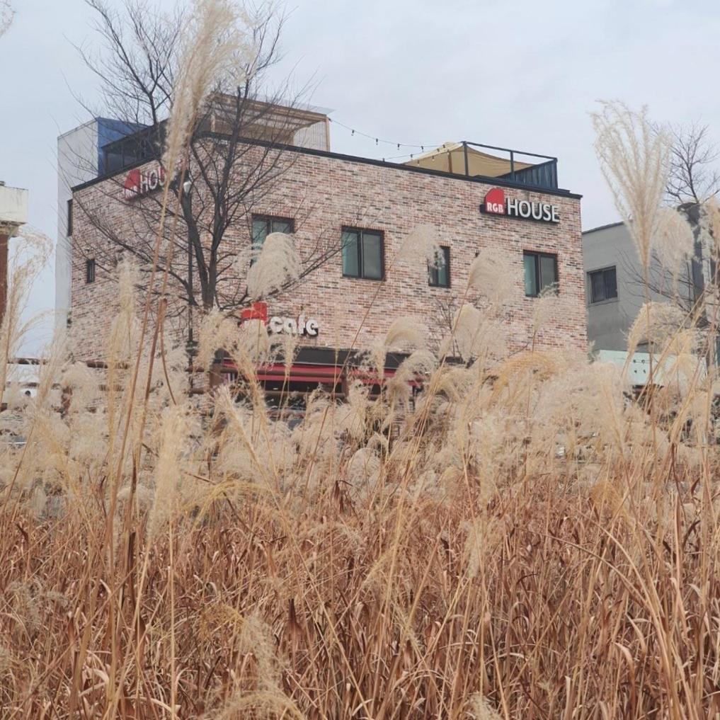 Rgb Guesthouse Jeonju Exterior photo